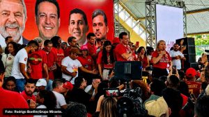 PT LANÇA CHAPA ESPOCA URNA